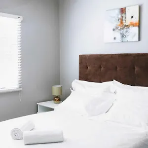 2* Guest house 103onwallace Self Catering